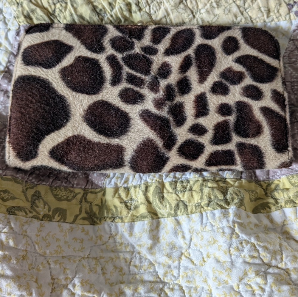 Vintage Giraffe Print Clutch / Wallet - Picture 2 of 6